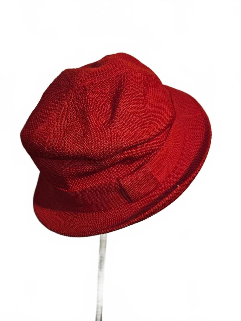 Red knit bucket hat